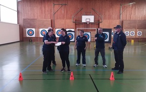 Une Arbitre de plus.